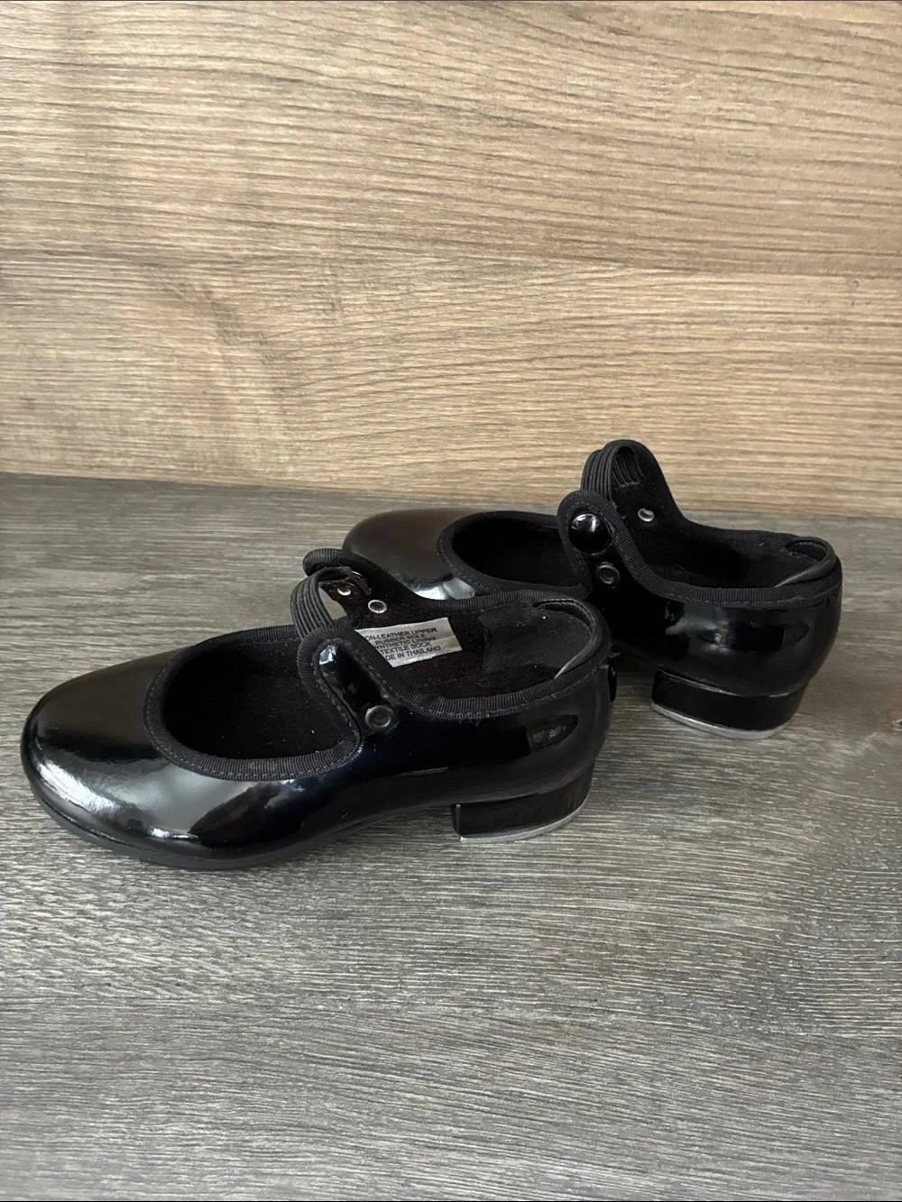 Bloch Patent Leather Toddler Tap dance shoes Size 8M with elastic Band